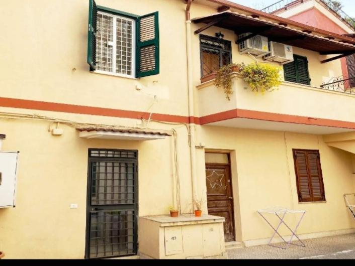 Appartamentino In Pigneto Storico Roma Exterior foto